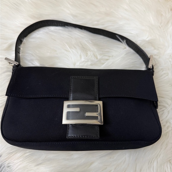 Vintage 00's Fendi Black Neoprene Baguette
Bag with Silver Accent. - Picture 6 of 16